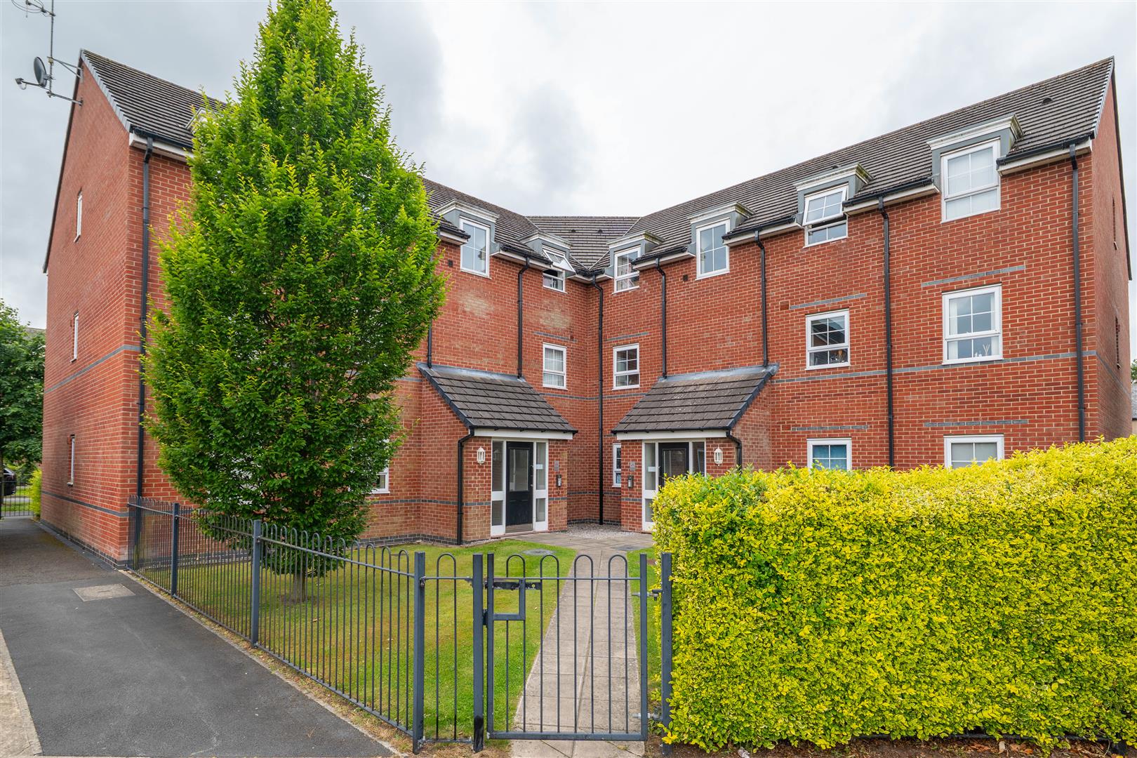 2 bed property in Titan Court, Chorley